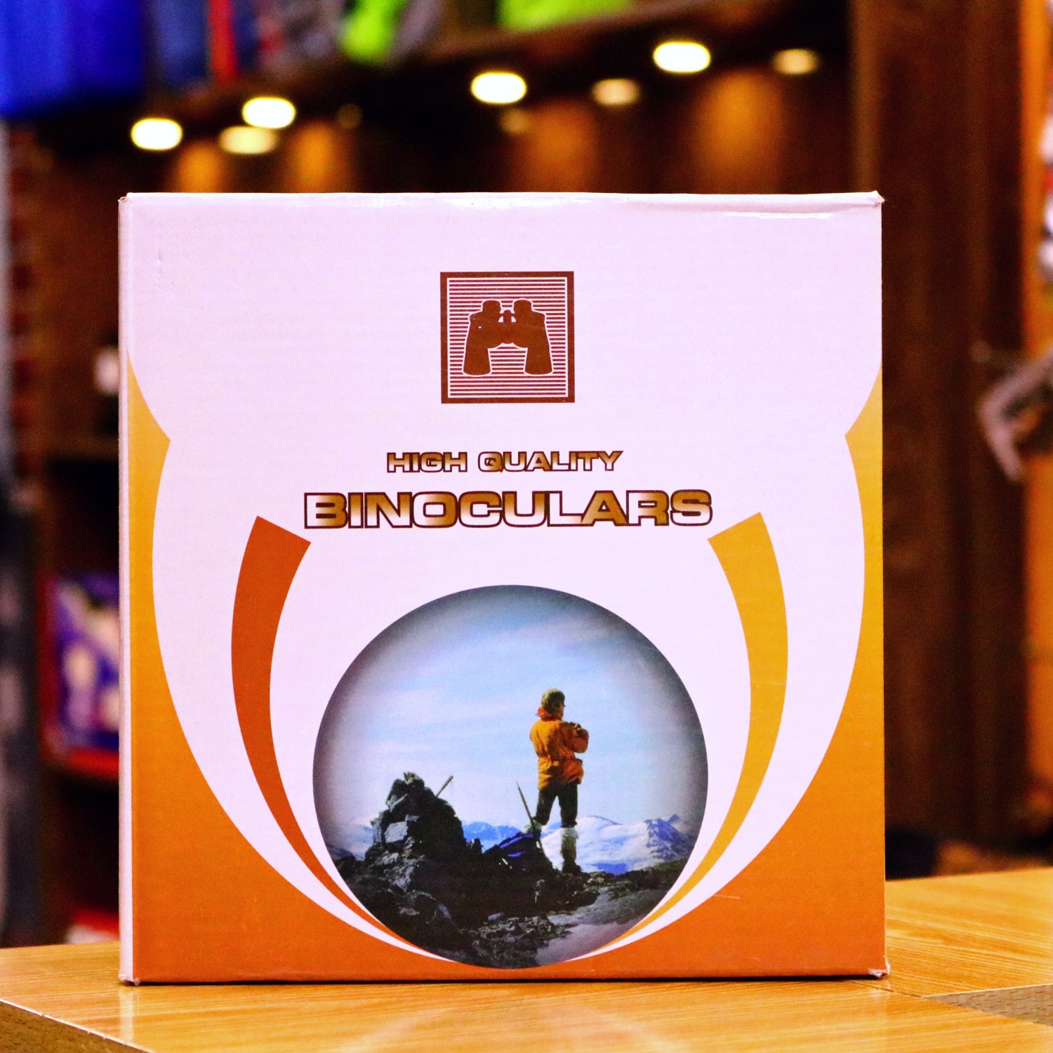 Zooming Range High Quality Binoculars